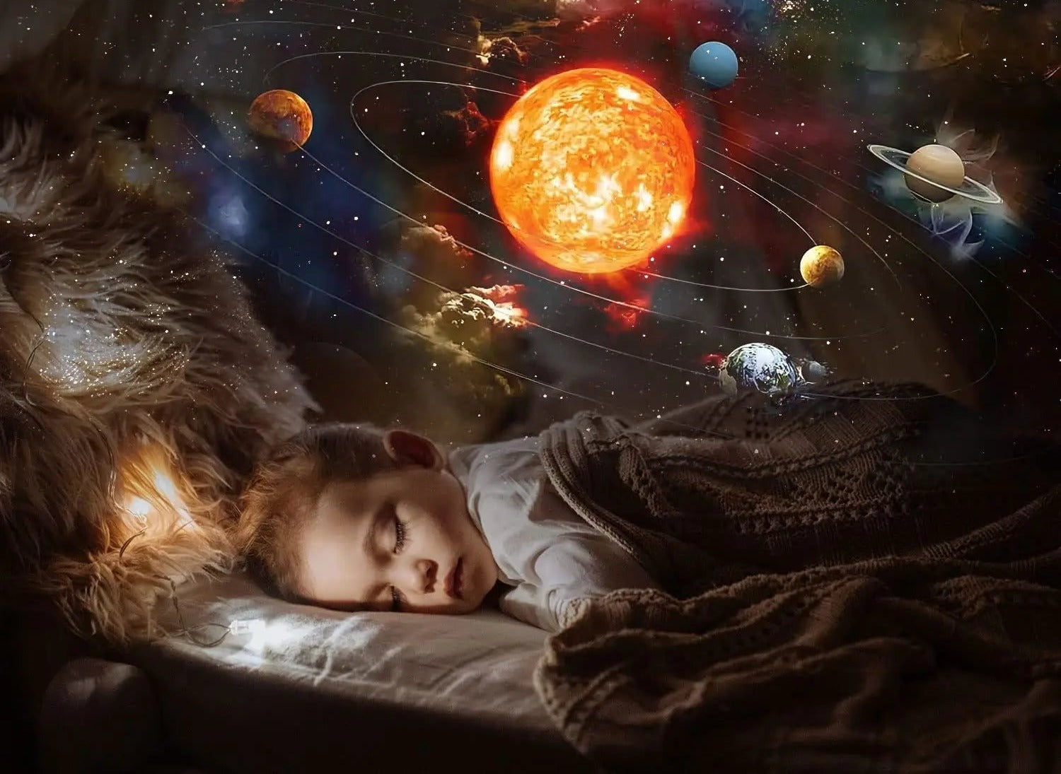 Planetarieprojektor som lyser upp taket över en sovande person